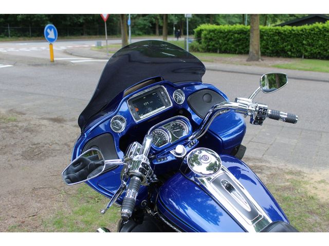 harley-davidson - road-glide-ultra-fltru