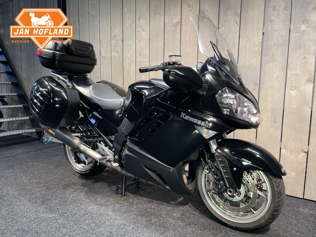 kawasaki - gtr-1400-grand-tourer