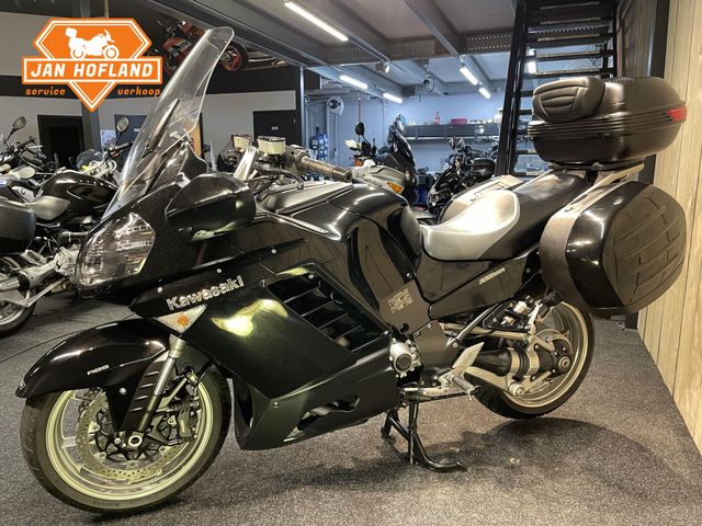 kawasaki - gtr-1400-grand-tourer