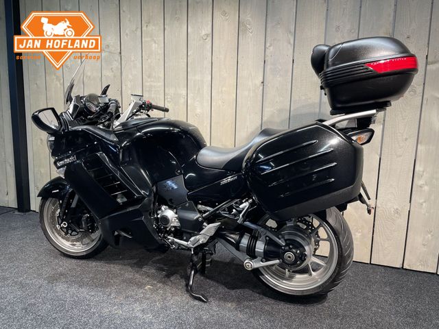 kawasaki - gtr-1400-grand-tourer