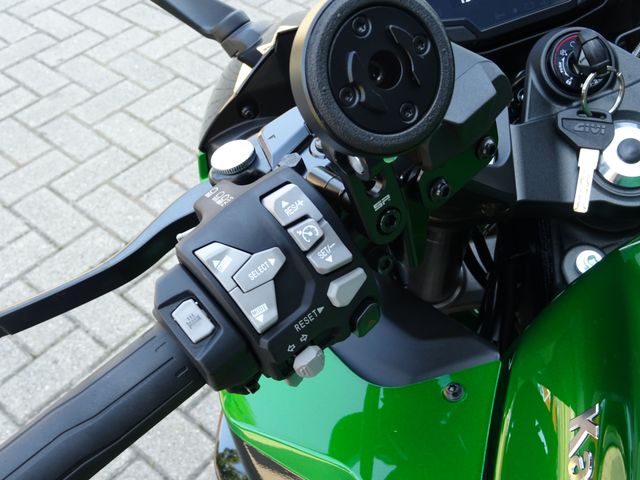 kawasaki - ninja-1100-sx-se