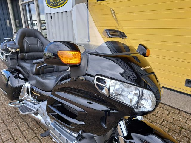 honda - gl-1800-goldwing-abs