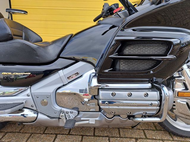 honda - gl-1800-goldwing-abs