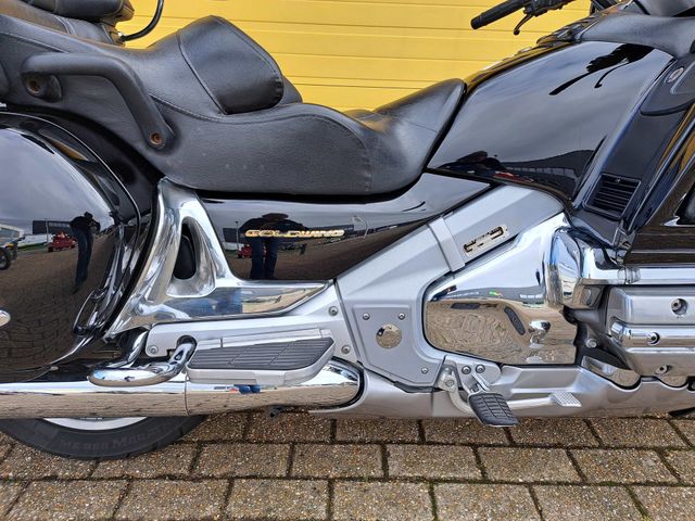 honda - gl-1800-goldwing-abs