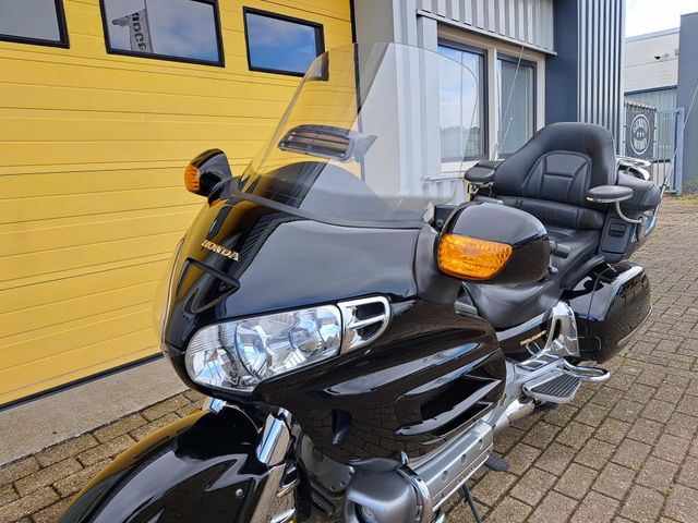 honda - gl-1800-goldwing-abs