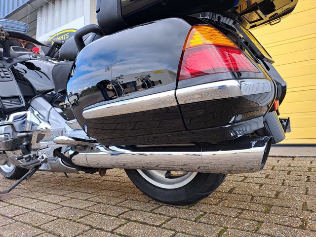 honda - gl-1800-goldwing-abs