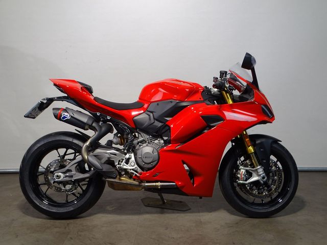 ducati - panigale-v2-s