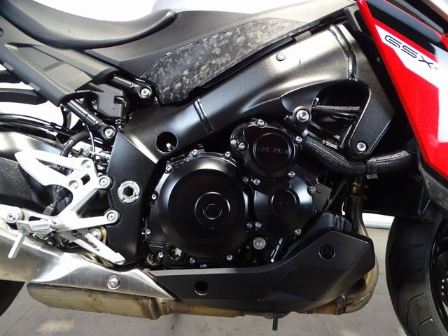 suzuki - gsx-s-950