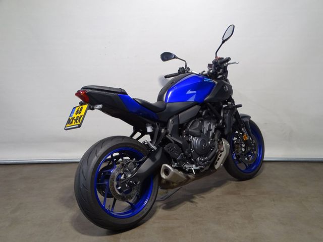 yamaha - mt-07-y-amt