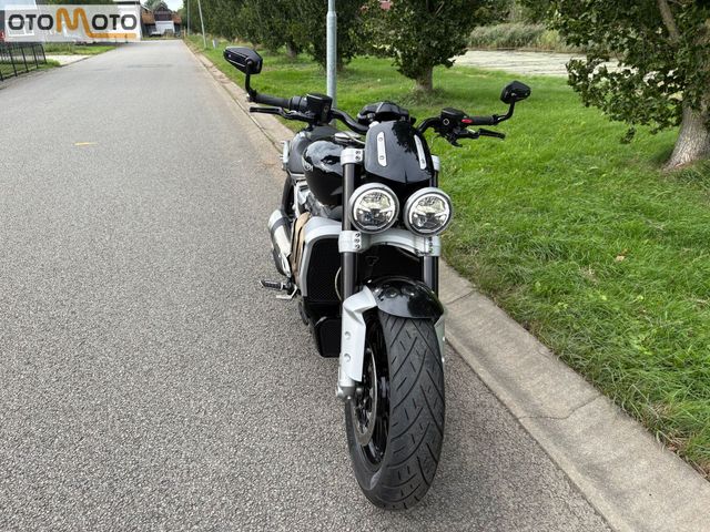 triumph - rocket-iii-r