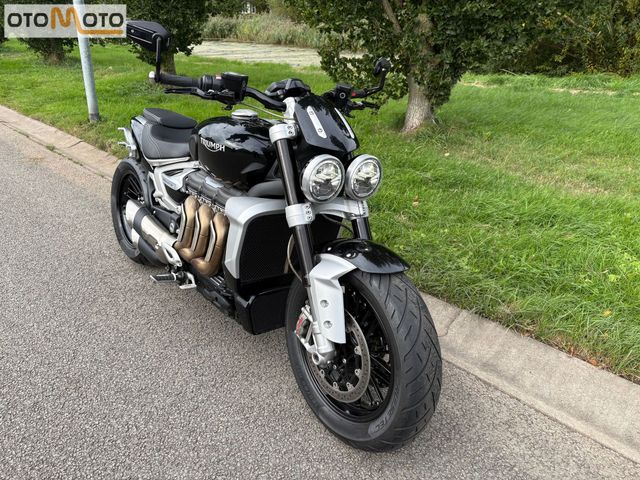 triumph - rocket-iii-r