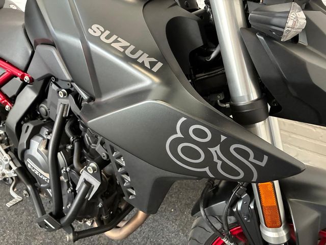 suzuki - gsx-8s