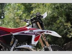 Fantic XE300 2026 nieuw – foto 3 van 15