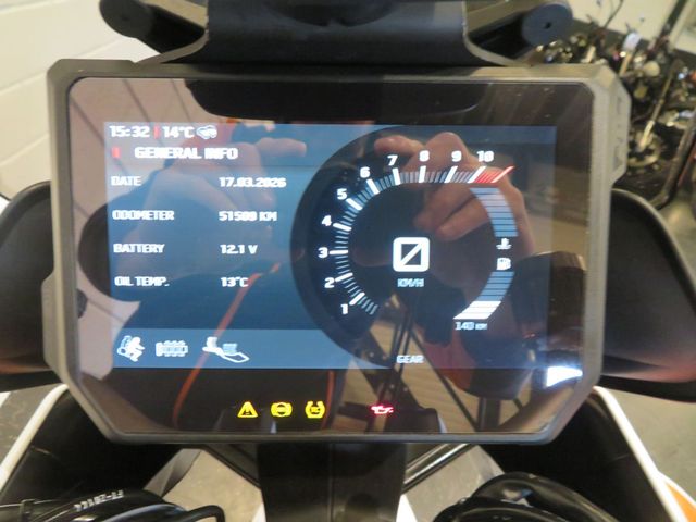 ktm - 1290-super-duke-gt