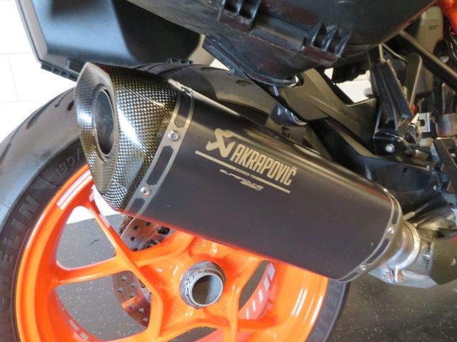 ktm - 1290-super-duke-gt