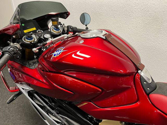 mv-agusta - superveloce-1000-oro