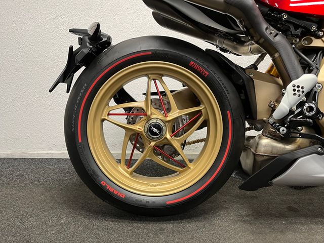 mv-agusta - superveloce-1000-oro