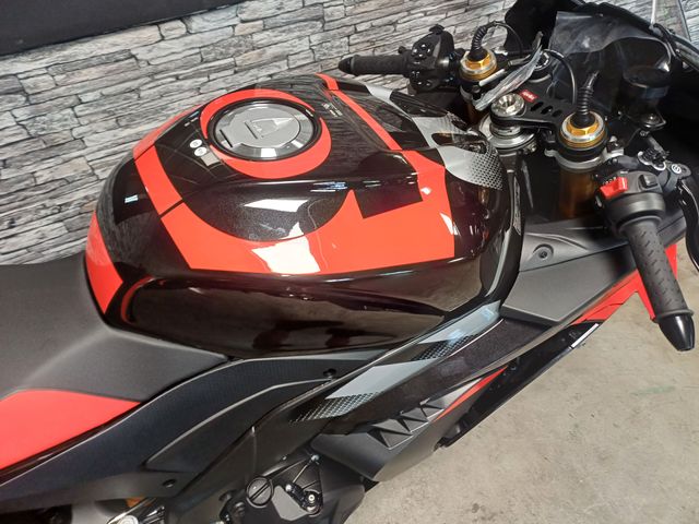 aprilia - rsv-4-1100-factory