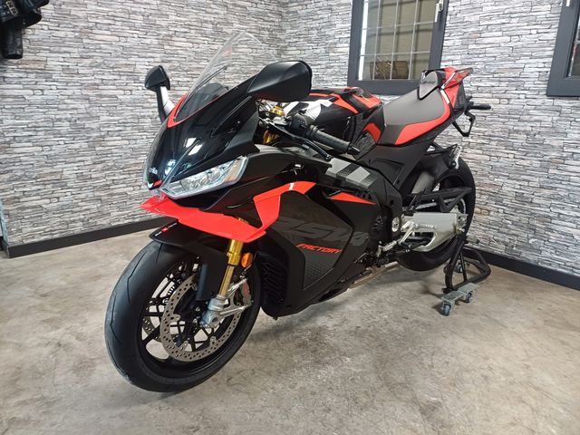 aprilia - rsv-4-1100-factory