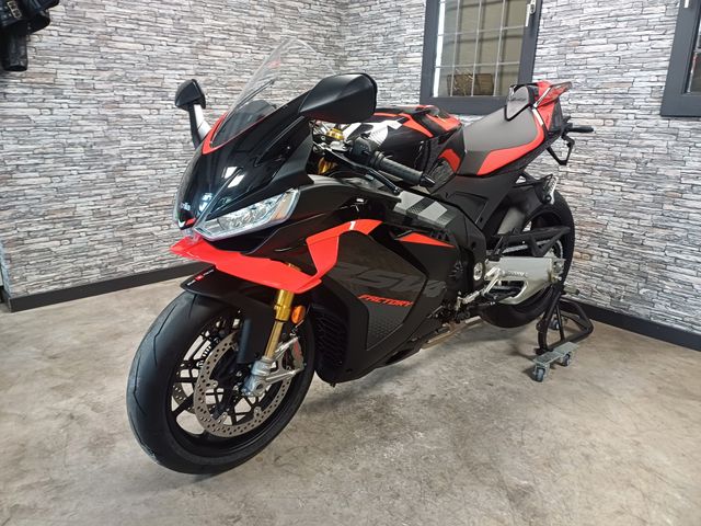 aprilia - rsv-4-1100-factory