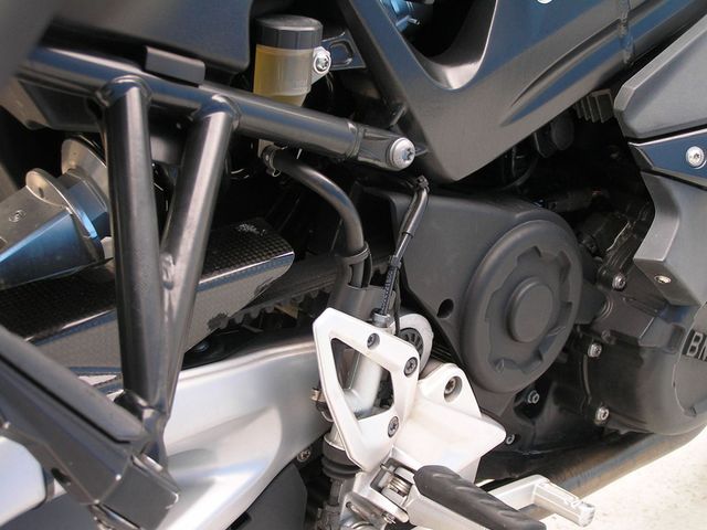 bmw - f-800-gt