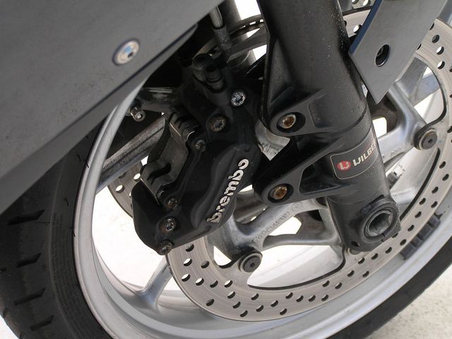 bmw - f-800-gt
