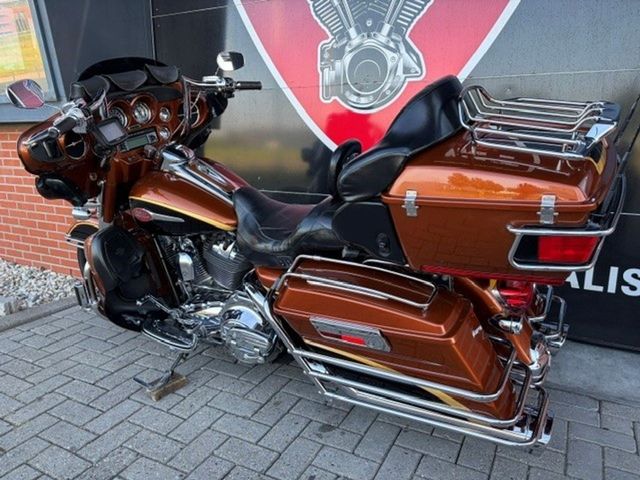 harley-davidson - electra-glide-ultra-screamin-eagle-cvo-flhtcuse