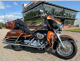 Harley-Davidson Electra Glide Ultra Screamin Eagle CVO Flhtcuse 2008 occasion