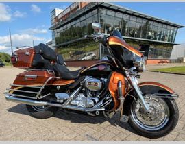 Harley-Davidson Electra Glide Ultra Screamin Eagle CVO Flhtcuse 2008 occasion