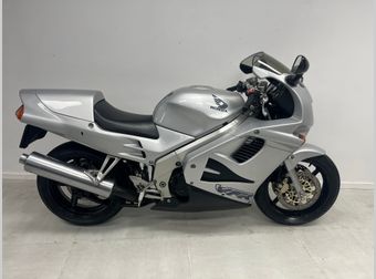 Honda VFR 750 F 1996 occasion