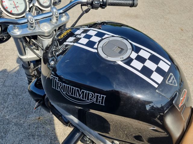 triumph - 955-i-speed-triple