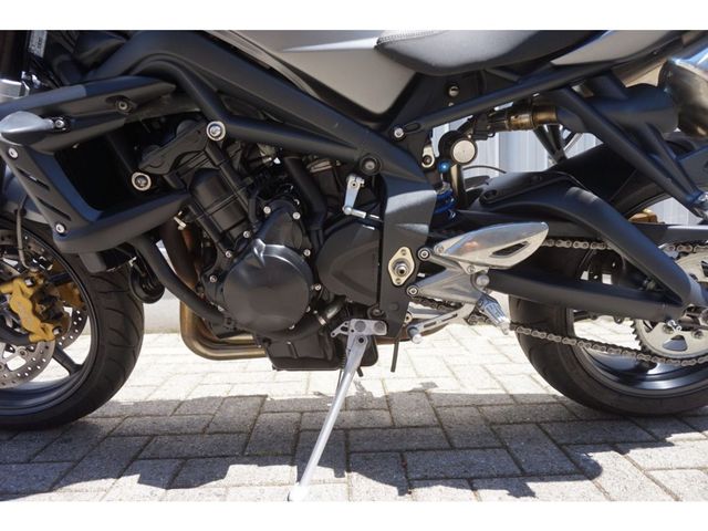 triumph - street-triple-r