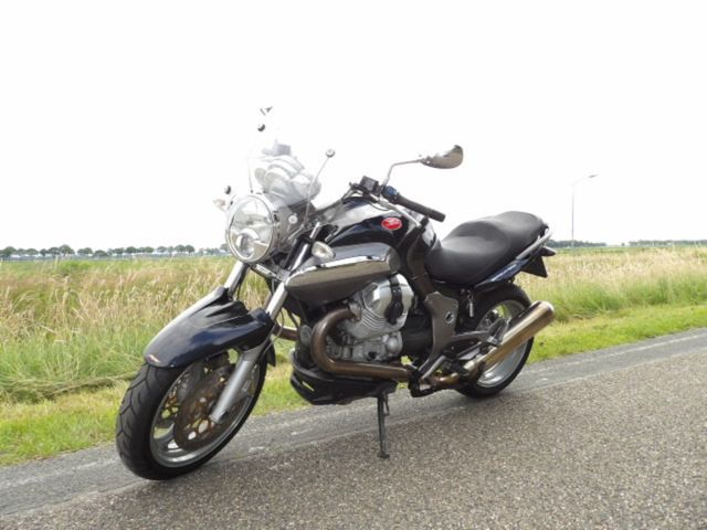 moto-guzzi - breva-1200-abs