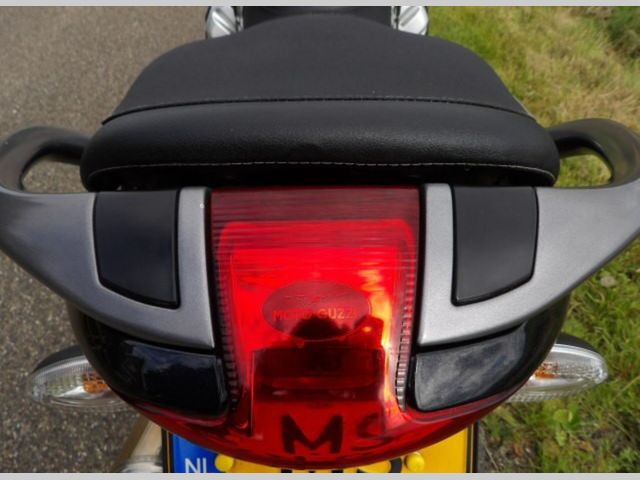 moto-guzzi - breva-1200-abs