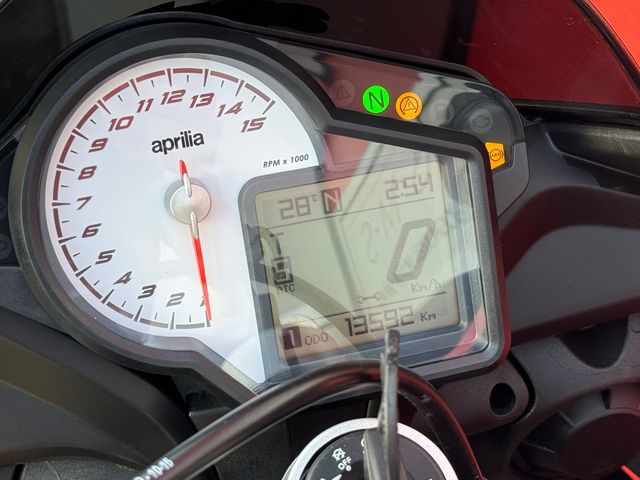 aprilia - tuono-v4-1100-rr