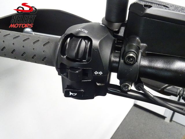 aprilia - dorsoduro-900-abs