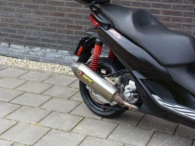 piaggio - mp3-300-hpe-sport