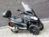 PIAGGIO MP3 300 HPE SPORT