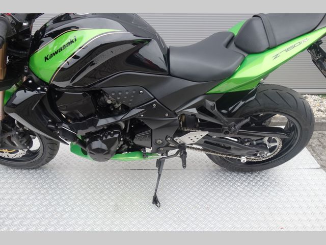 kawasaki - z-750-r