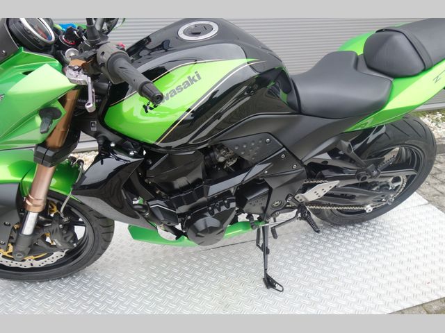 kawasaki - z-750-r
