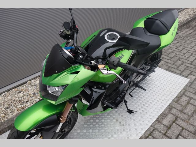 kawasaki - z-750-r