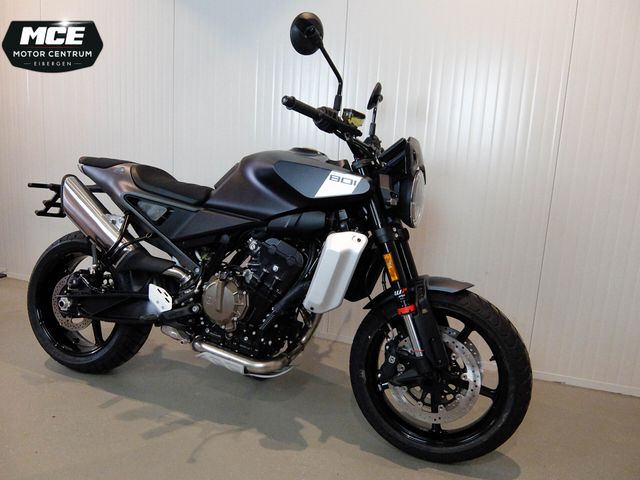 husqvarna - svartpilen-801