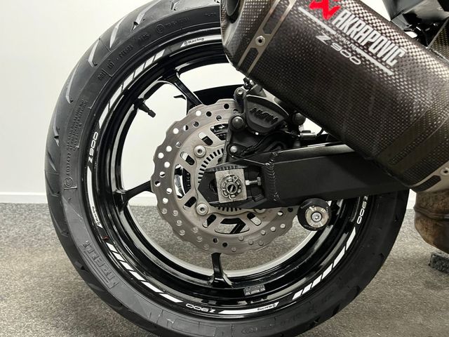 kawasaki - z900