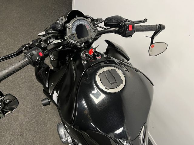 kawasaki - z900