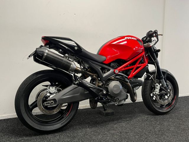 ducati - monster-696
