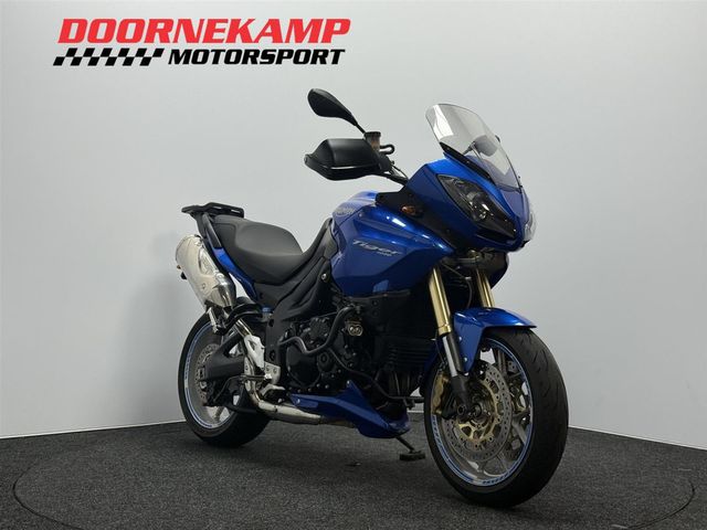 triumph - tiger-1050