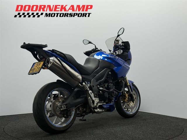 triumph - tiger-1050