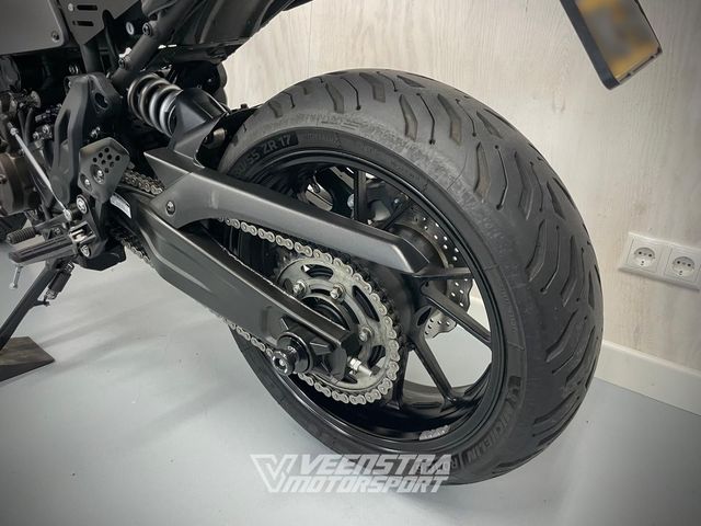 yamaha - xsr-700-abs