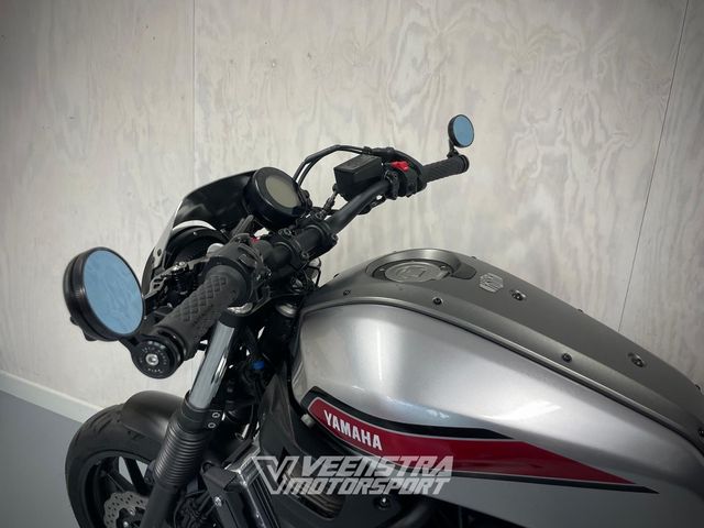yamaha - xsr-700-abs