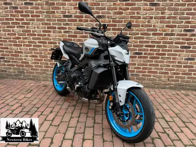 YAMAHA MT 09 – foto 2